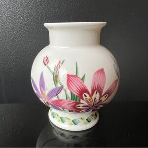 Portmeirion Jane Loudons Ladies Flower Garden Vase 1990s